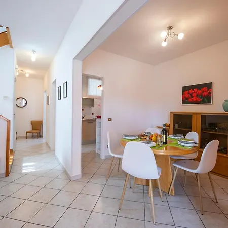 Casa Caterina 250m From Lake - Happy