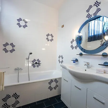 Apartment Casa Caterina 250m From Lake - Happy *